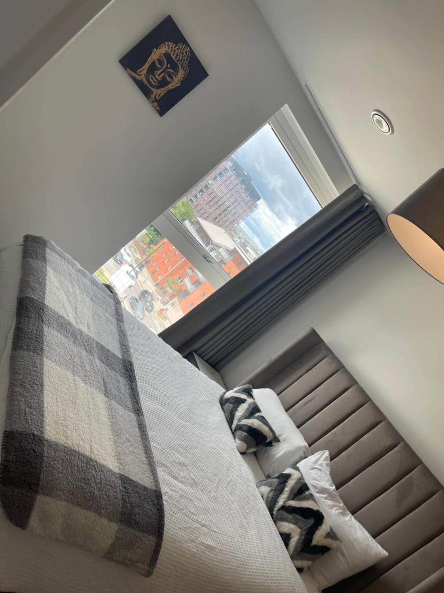 Modern 2 Bedroom City Centre Apartment W Balcony Mánchester Exterior foto